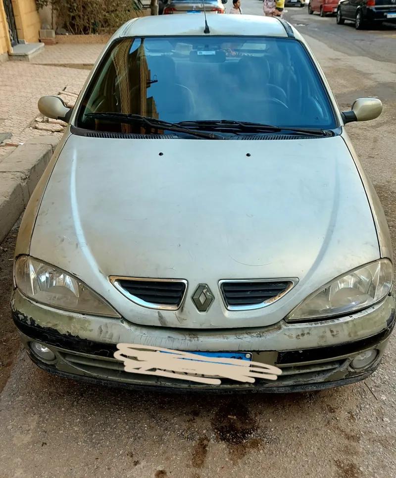 للبيع عربية رينو ميجان ون ٢٠٠١ مانوال