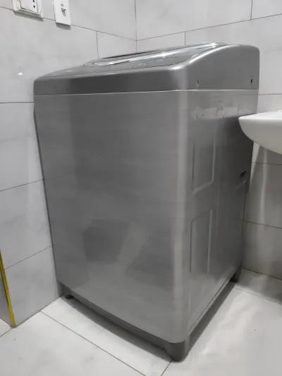 غسالة توشيبا موديل AEW-DC1300SUP بتحميل علوي 15 ك in Maadi, Cairo - 14,000 EGP