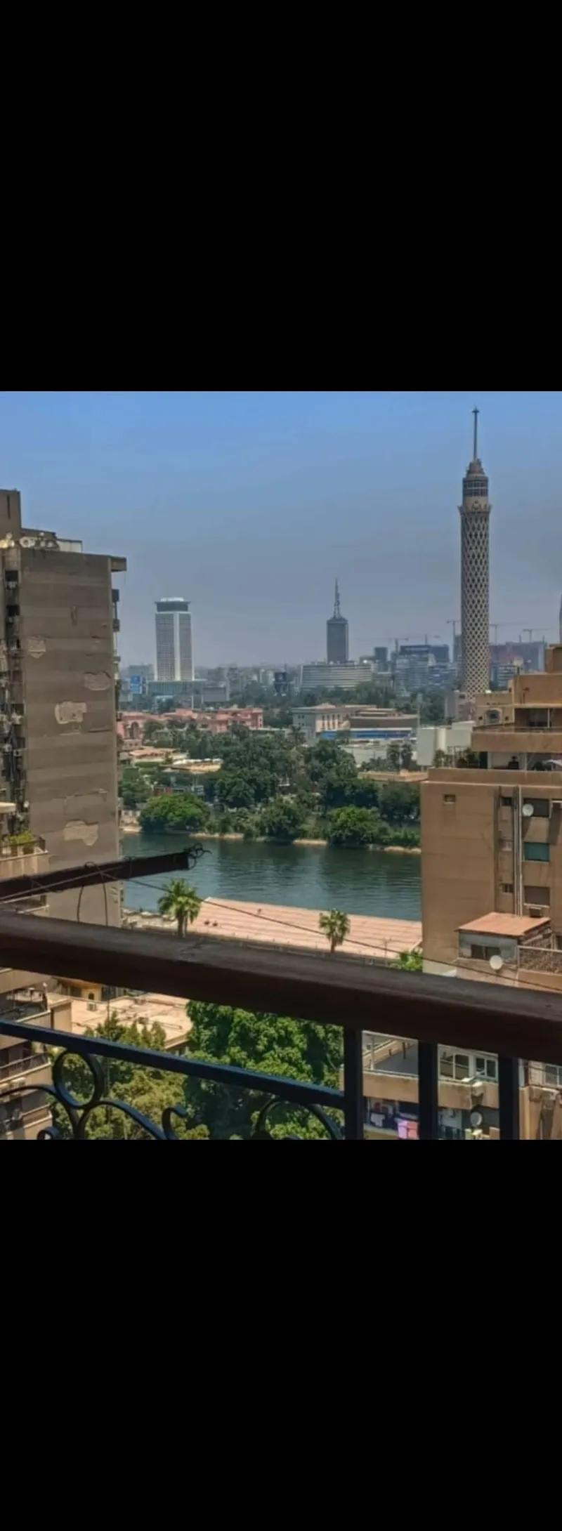 الدقي امام شيراتون القاهرة