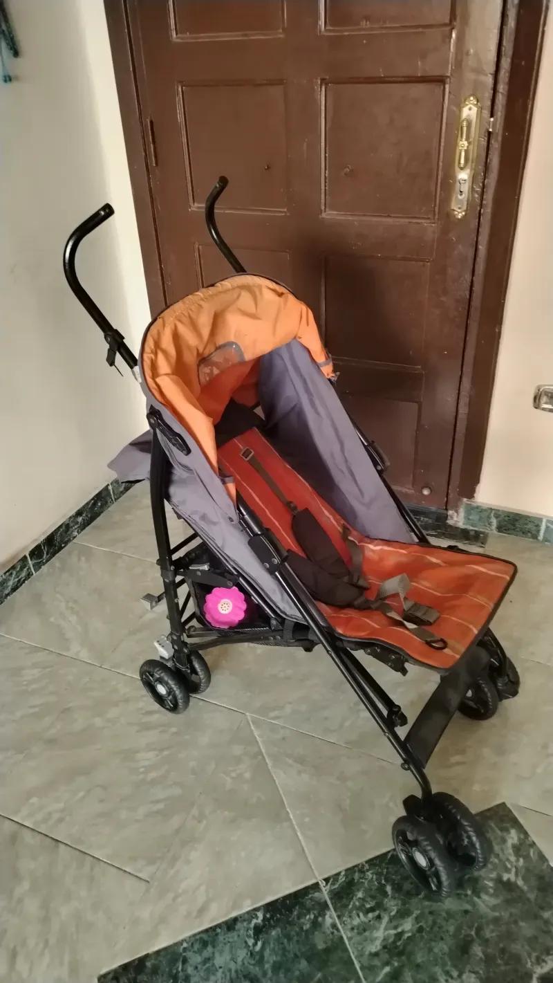 عكاز اطفال ببتفتح سرير