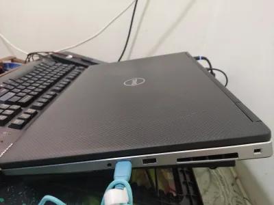 Dell precision 7740 في كفر الدوار, البحيرة - 31,000 EGP