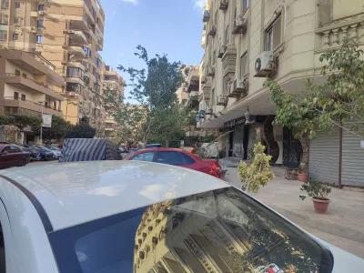 محل للايجار ٤٥ متر شارع موازى للطيران مدينه نصر