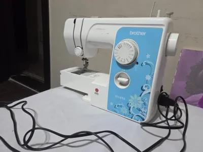 ماكينة خياطة براذر استعمال خفيف جداا in New Cairo, Cairo - 4,000 EGP