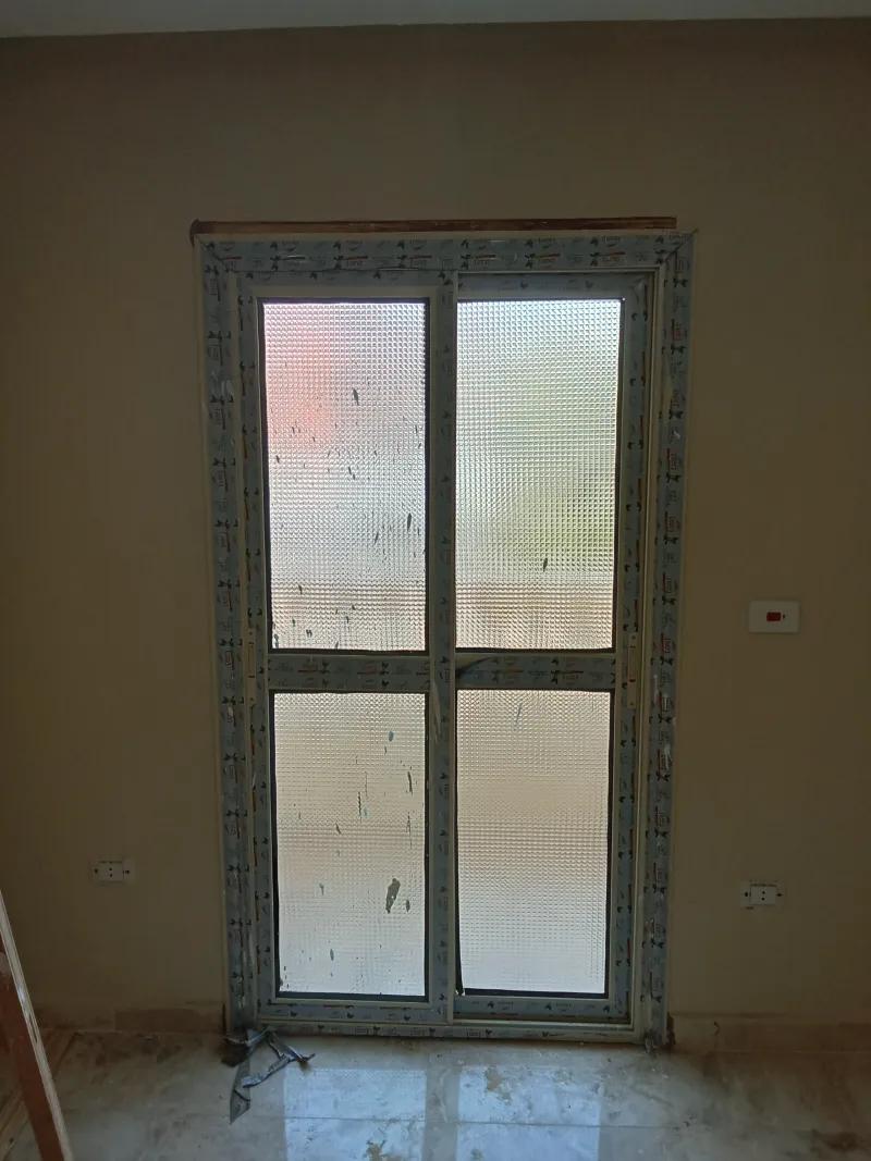 شقه لقطه للبيع واجهه