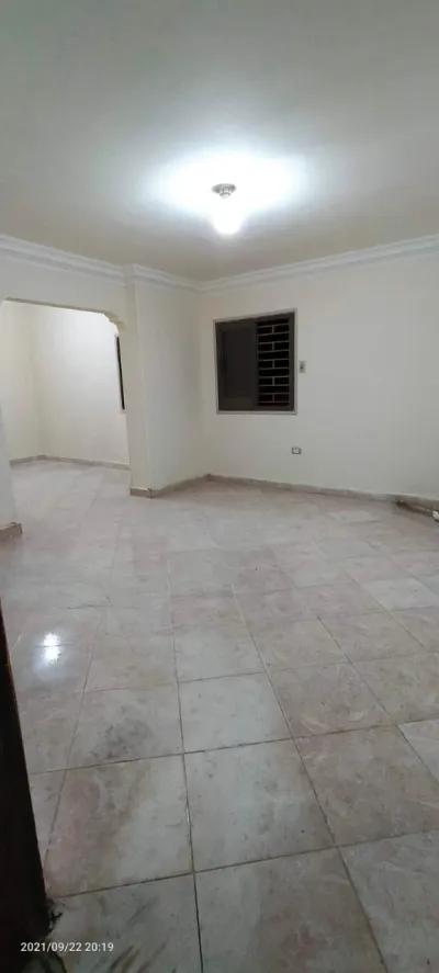 شقه متشطبه للبيع دور ارضي تصلح تجاري أو سكني in Haram, Giza - 2,250,000 EGP