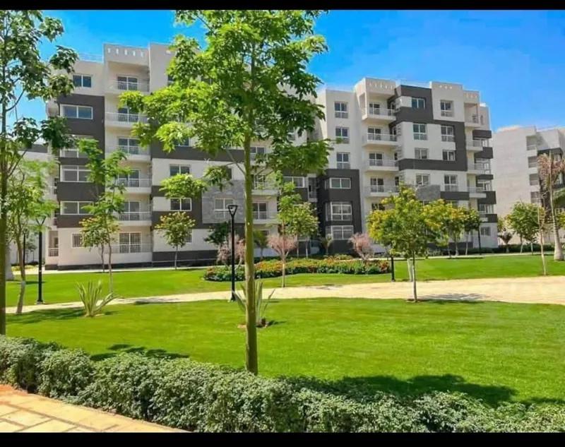 شقه في مدينتي للبيع