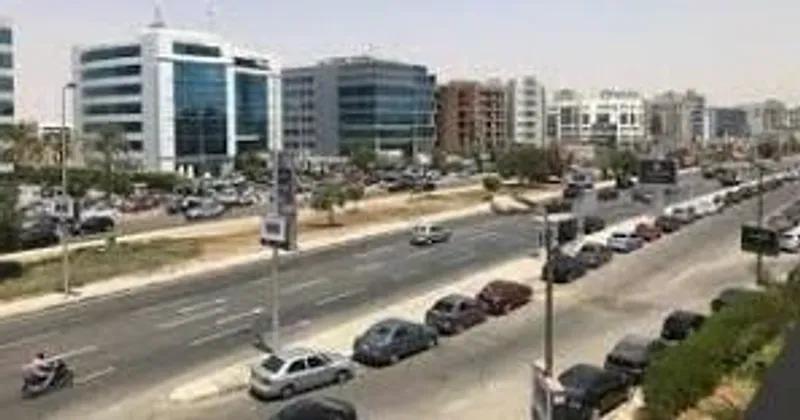 للبيع ارض تجاريه في القاهره الجديده تقسيط 3 سنين