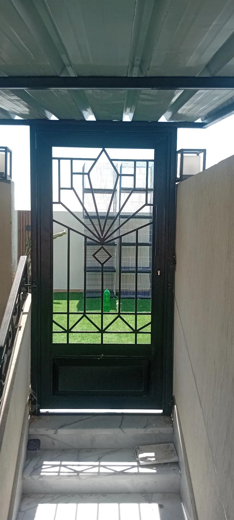 حداد كريتال فورجيه ليزر وجميع انواع الحداذ في القاهرة الجديدة, القاهرة - 55 EGP