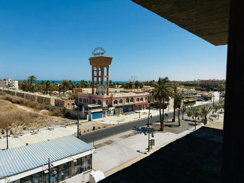 🔥 شقة غرفتين Pool View بالممشى