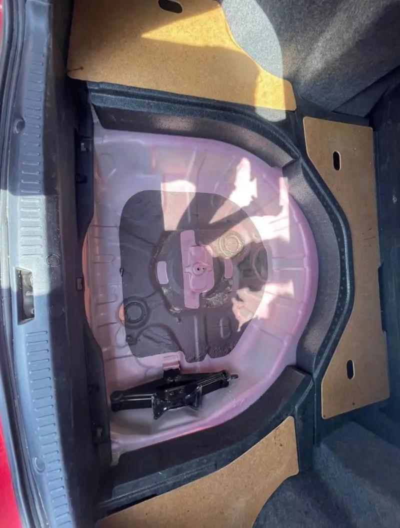 لانسر شارك فابريكة بالكامل