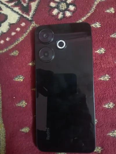 تلفون ردمي 13 مساحة 256 رام 8 ب سعر 7200 قابل للتفاوض البسيط in Shubra al-Khaimah, Qalyubia - 6,500 EGP