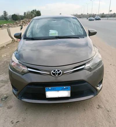 تويوتا يارس 2015