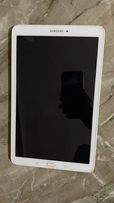 samsung galaxy tab E في مدينة أسيوط, أسيوط - 3,400 EGP