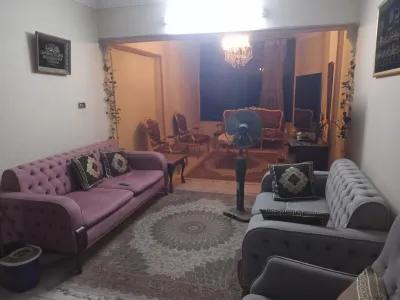 شقة للبيع في حى الجيزة في حى الجيزة, الجيزة - 2,200,000 EGP