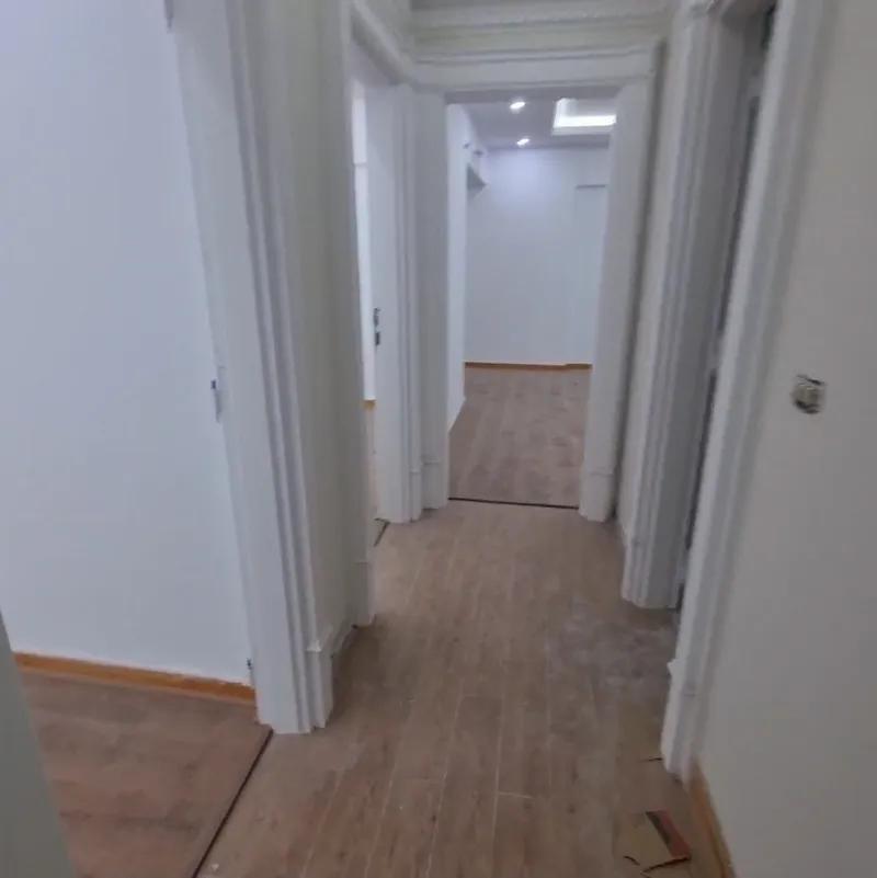 شارع الاقبال عمارة ماكدونالدز امام البنك الأهلي و كلية الإقبال