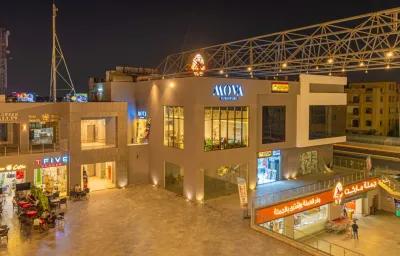 للبيع محل تجاري علي البلازا مباشره متشطب ومتاجر