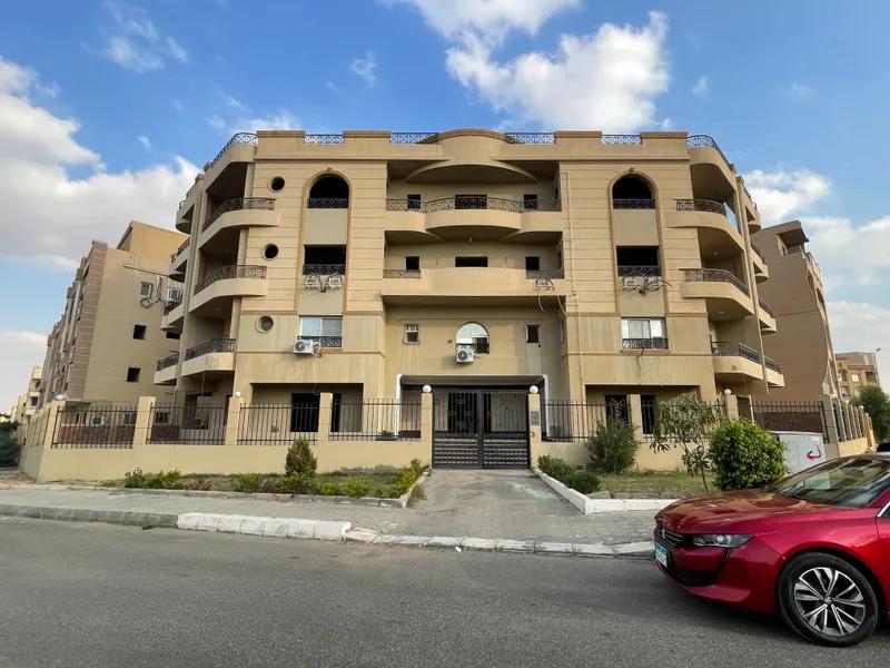 شقق مساحات مختلفة