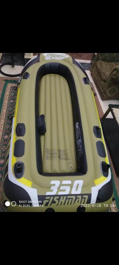 قارب مطاطي للبيع لم يستخدم