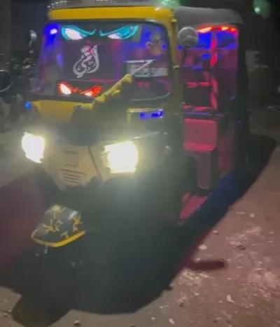 توكتوك للبيع