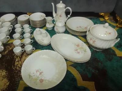 طقم صيني بورسلين مصري in Zawya al-Hamra, Cairo - 4,000 EGP
