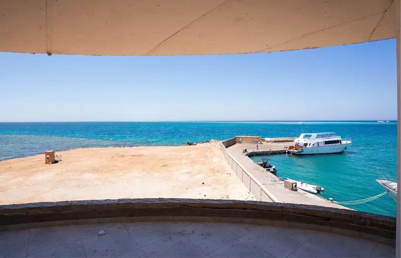 Panoramic Sea View 1-Bedroom Apartment in the City Center