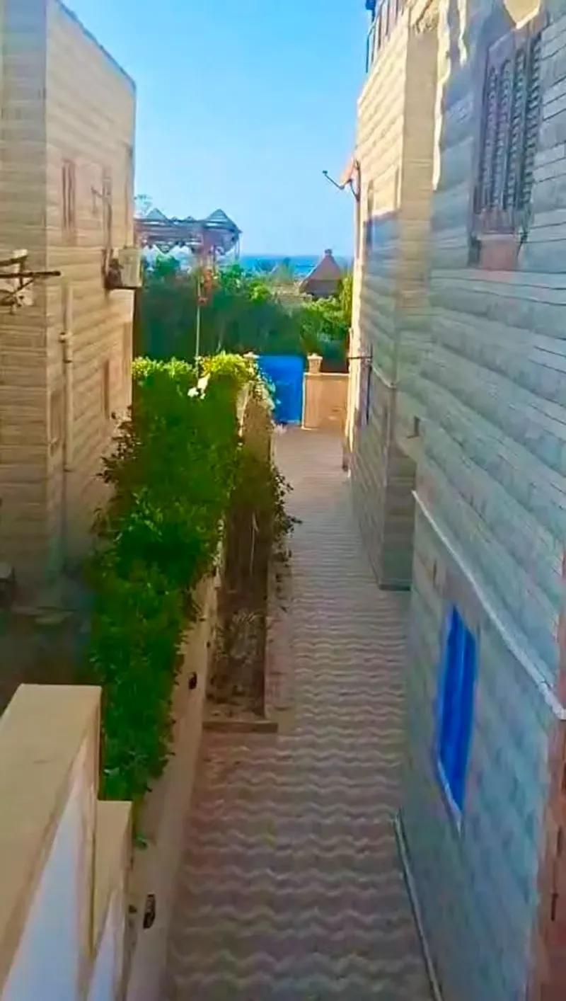 شاليه للبيع لقطه بالساحل الشمالي قريه مصر الجديده