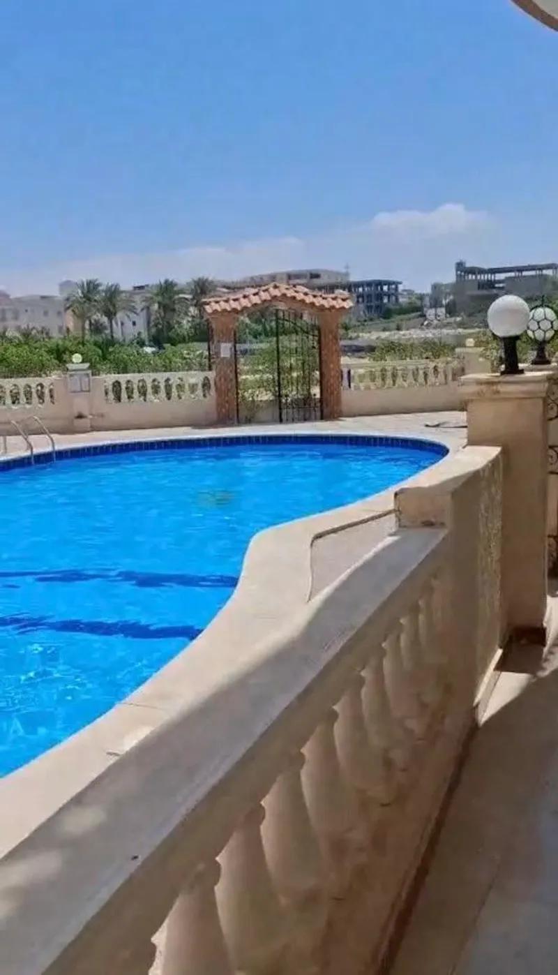 شاليه للبيع بقريه مصر الجديده الساحل الشمالي