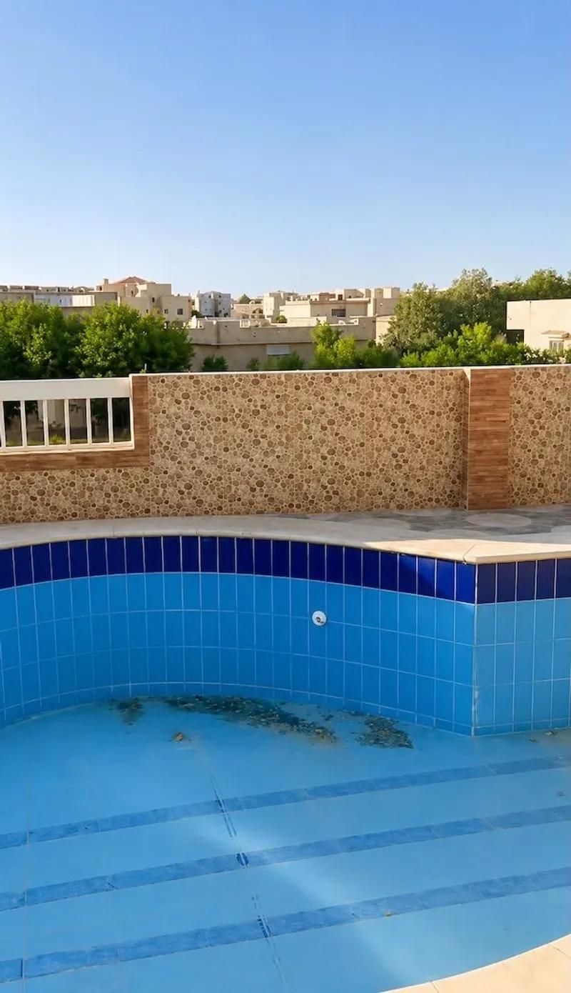 شاليه بسعر مناسب بقريه الروضه الساحل الشمالي