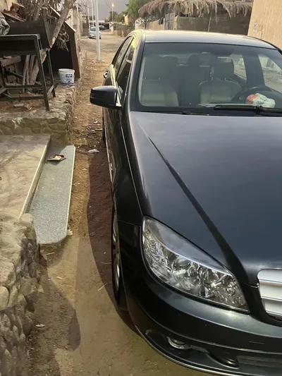 مرسيدس بنز الفئه c 2009