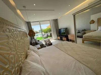 شِالية للبيع في hacienda north coast ب 2 مليون كاش