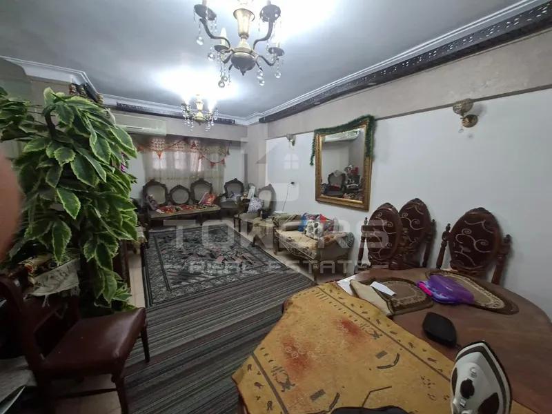 شقة للبيع في سيدي بشر بحري شارع الأمجاد – موقع مميز جدًا