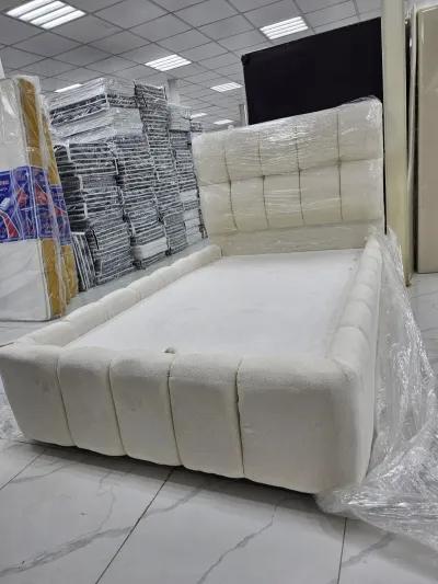 سرير نفر ونص هيدروليك شامل التوصيل في الرياض, الرياض - 750 SAR