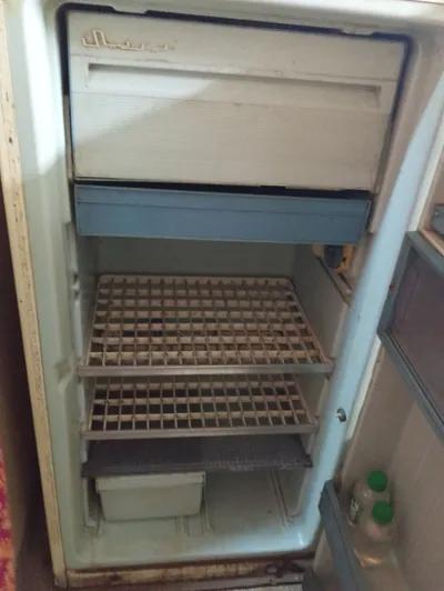 ثلاجه ايديال ٨ قدم للبيع في وسط القاهرة, القاهرة - 2,000 EGP