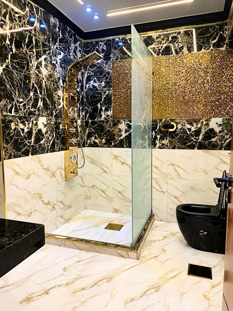 لأحتياج سيولة قابلة للتفاوض شقة ألترا لوكس