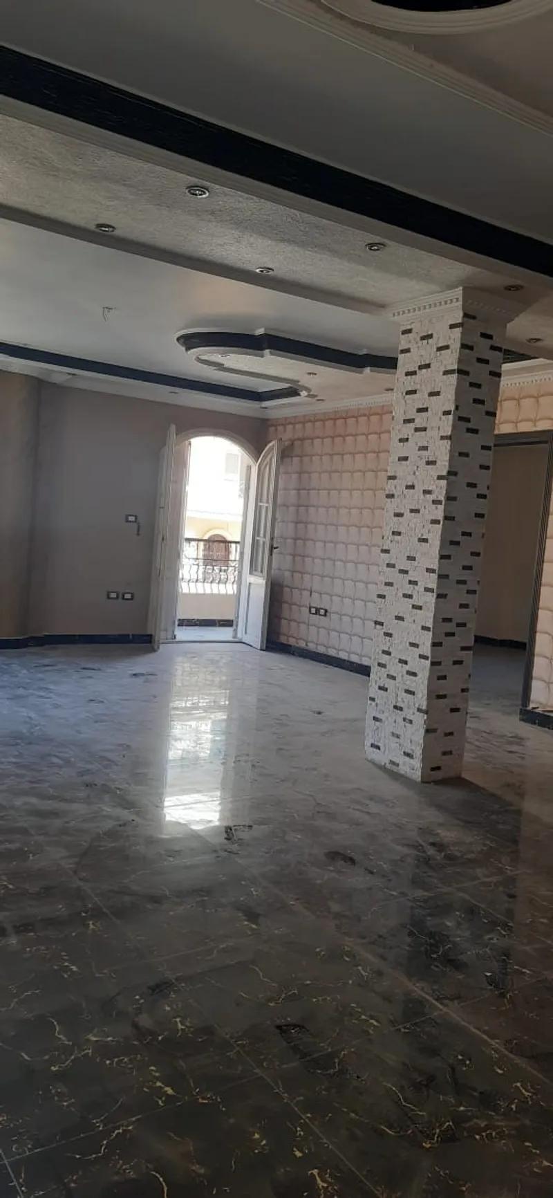 شقه 200م الحى الرابع باكتوبر مجاوره اولى ثانى نمره من المحور المركزى