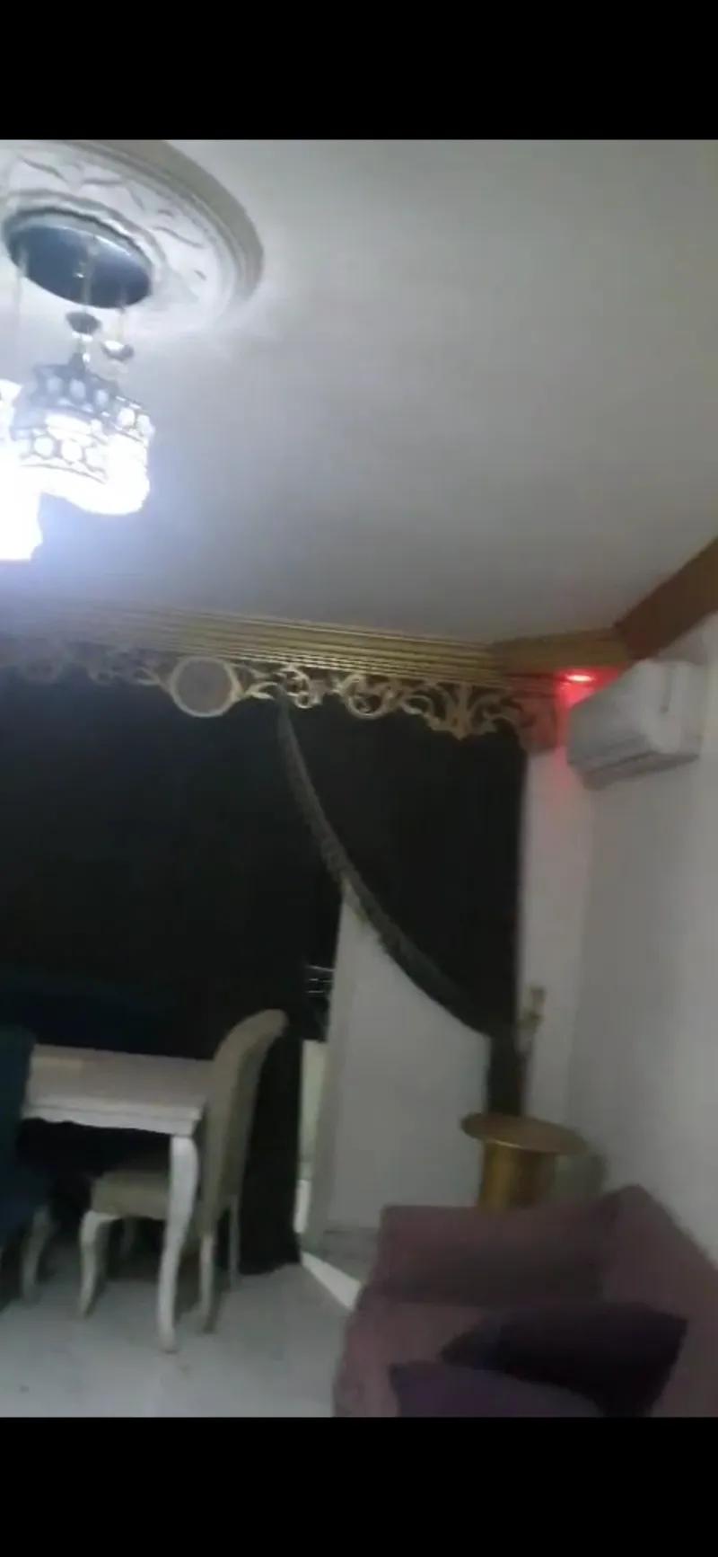شقه ف الملكه جمب قهوة المعموره متاجره ب ٨ الاف ونص
