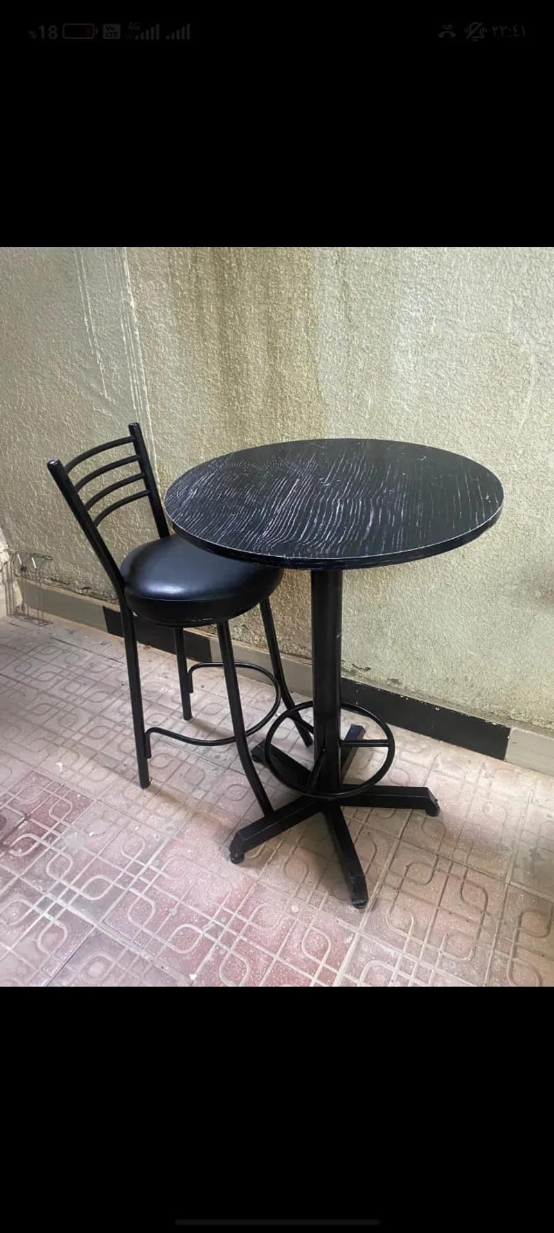 طقم اربع كراسي وترابيزه