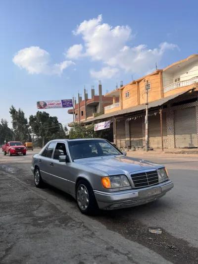 مرسيدس بنز الفئه e 1986